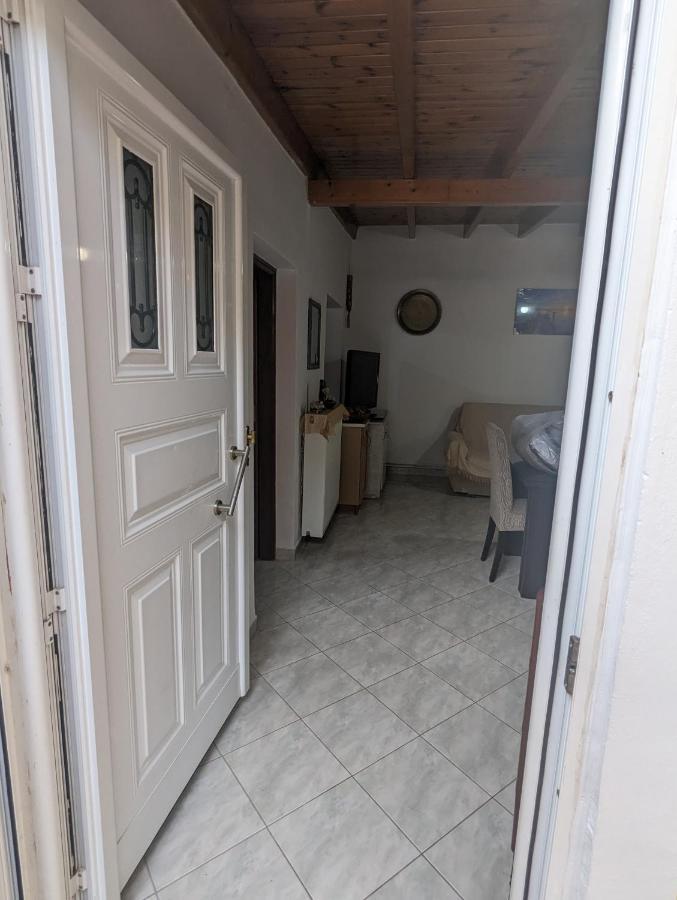 Λευτέρης Villa Isthmia Eksteriør billede