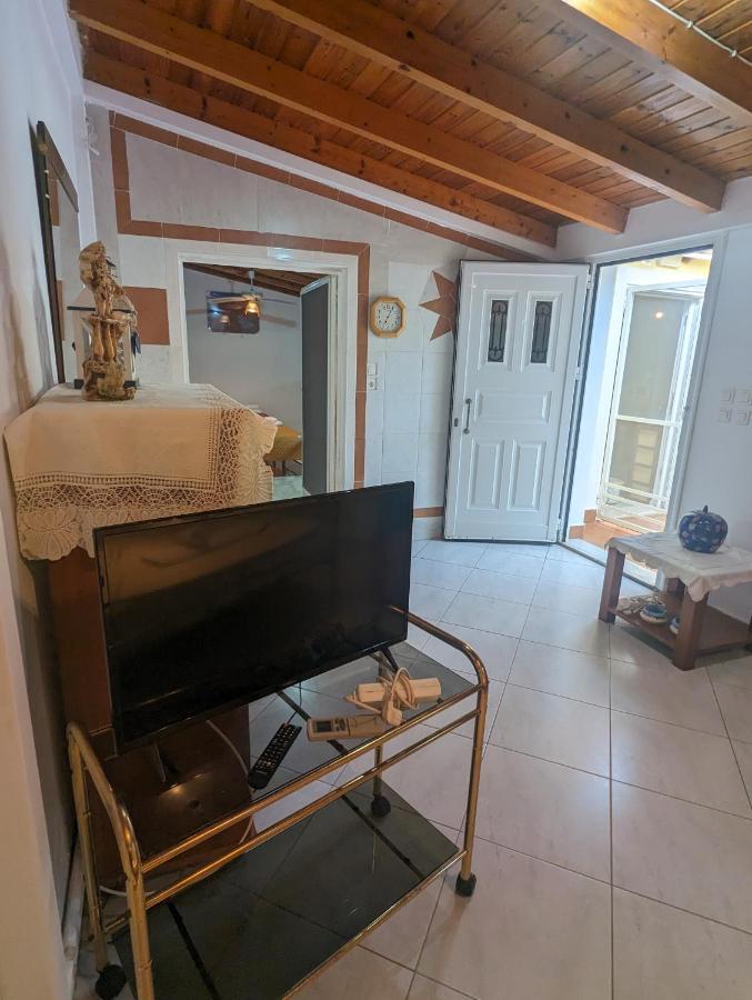 Λευτέρης Villa Isthmia Eksteriør billede