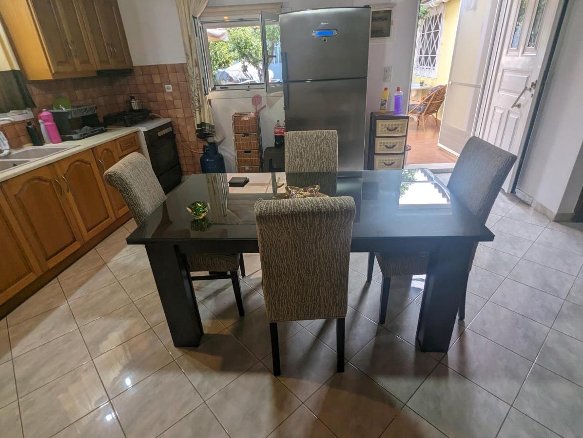 Λευτέρης Villa Isthmia Eksteriør billede